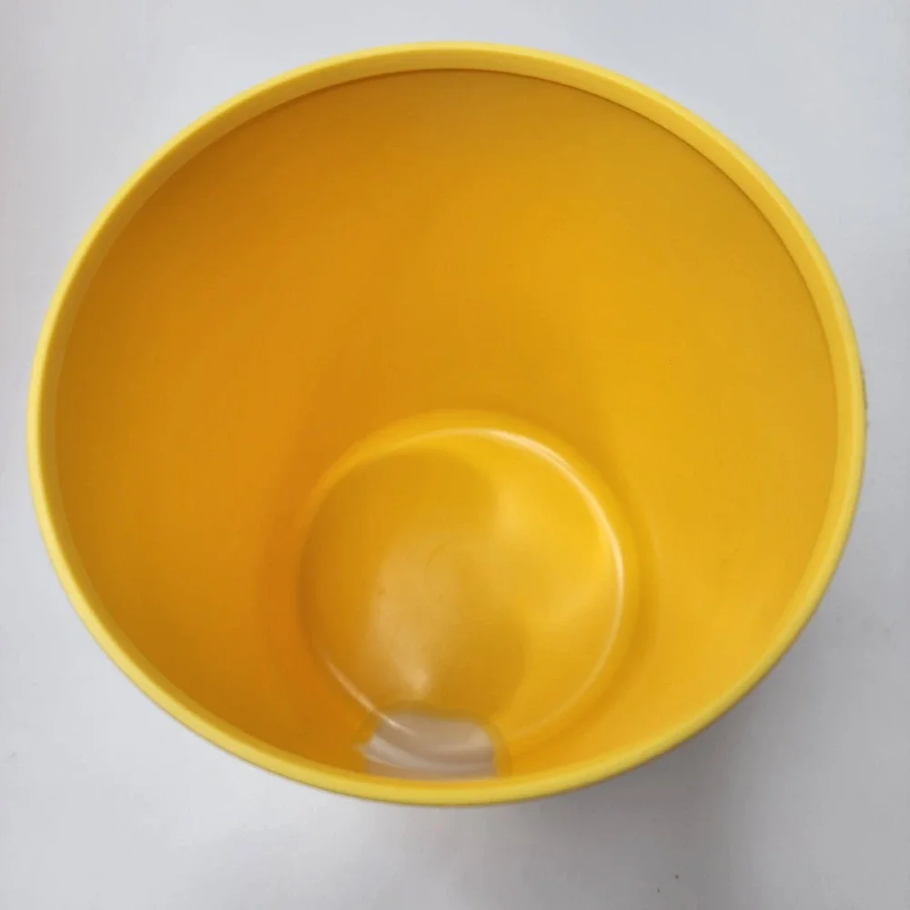 TUPPERWARE Yellow Round 8 Cup B Canister #2420D-1 One Touch Seal EUC